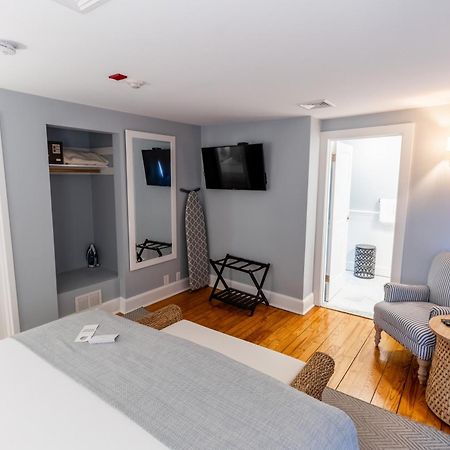 Town & Tide Inn Newport Bagian luar foto