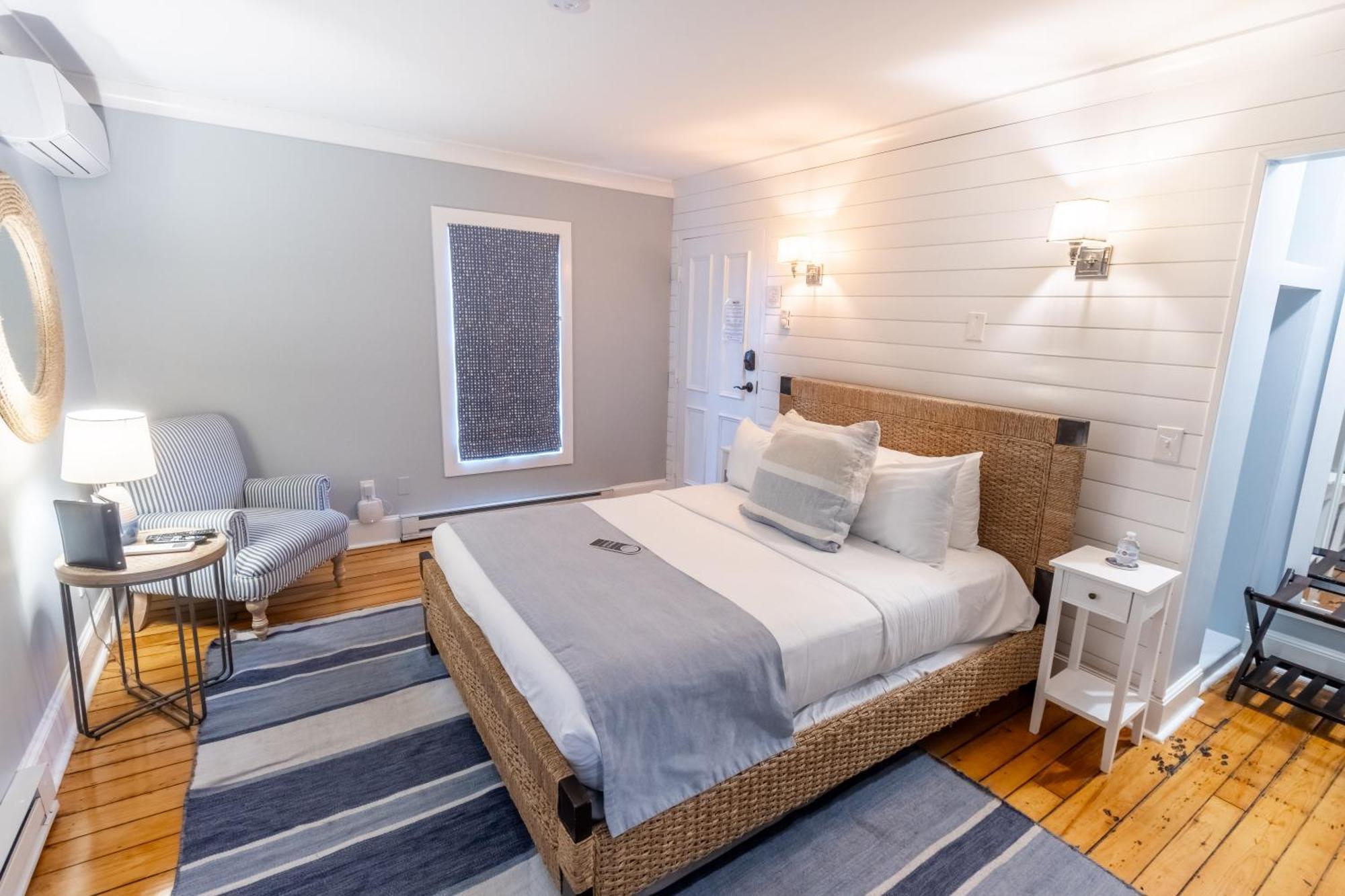 Town & Tide Inn Newport Bagian luar foto