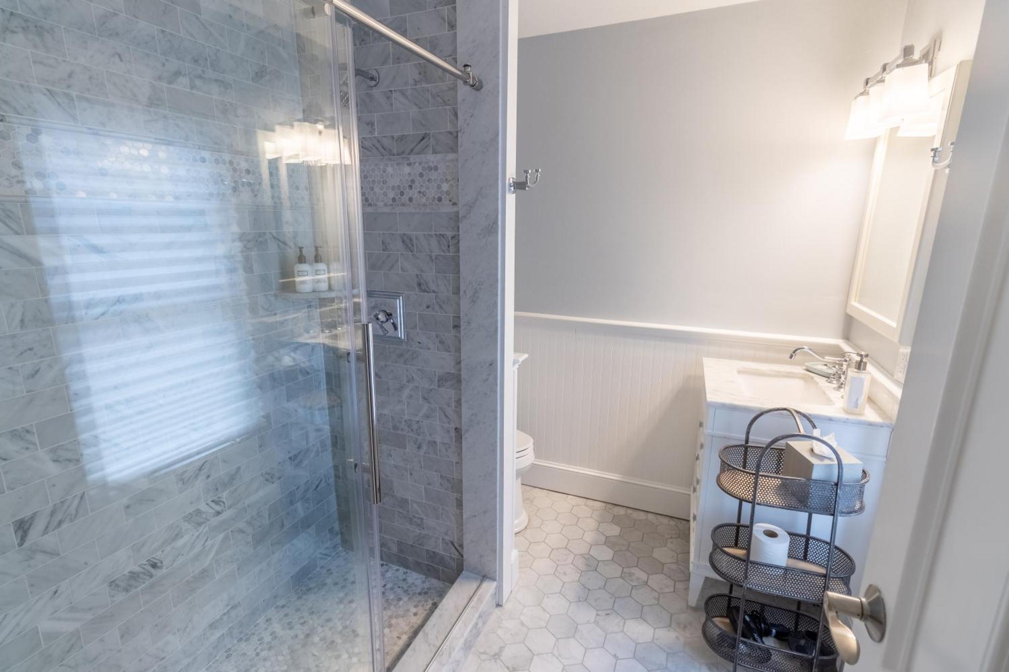 Town & Tide Inn Newport Bagian luar foto