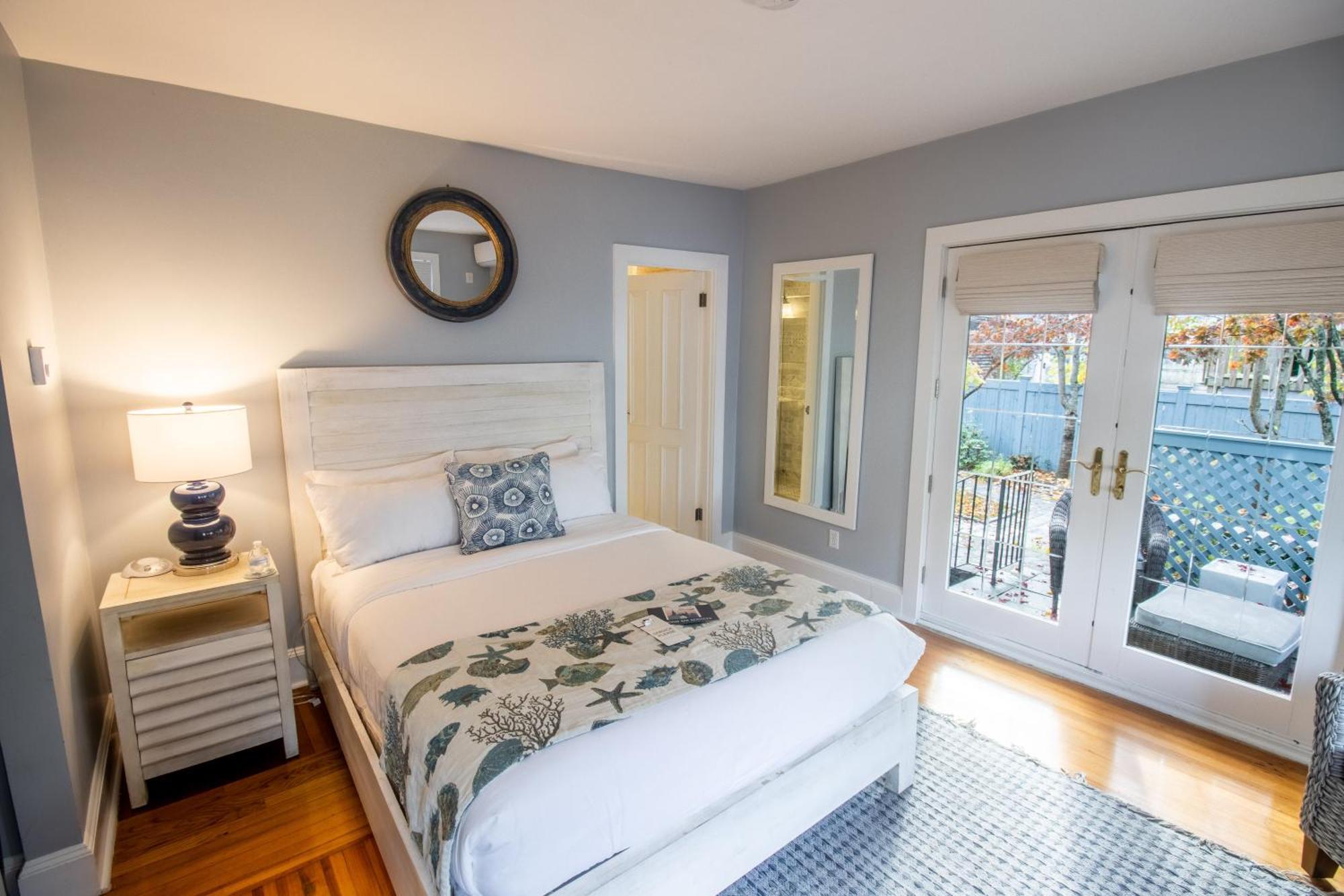 Town & Tide Inn Newport Bagian luar foto