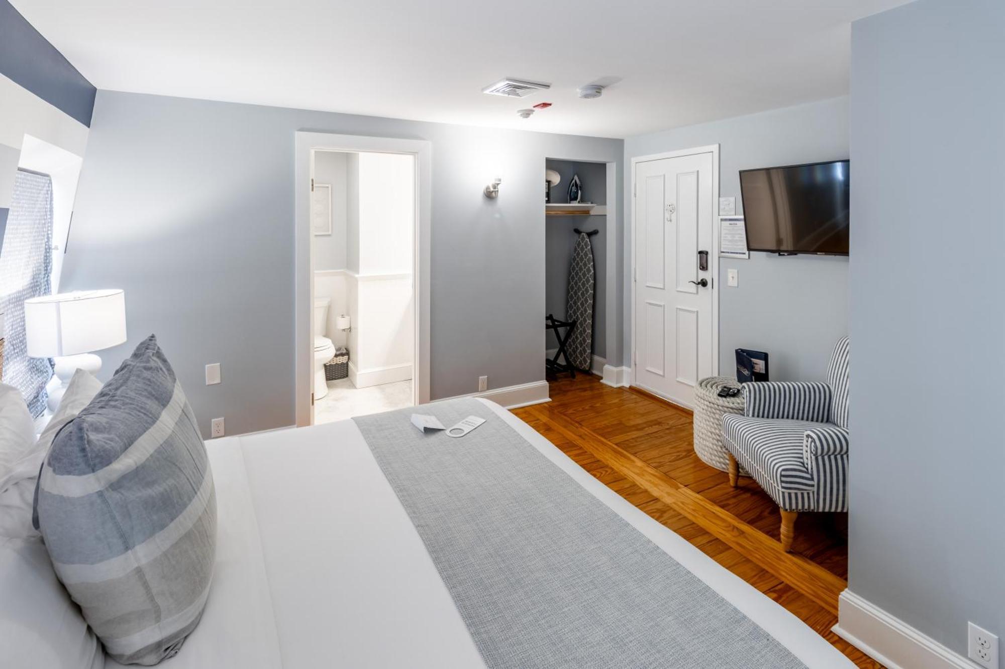 Town & Tide Inn Newport Bagian luar foto