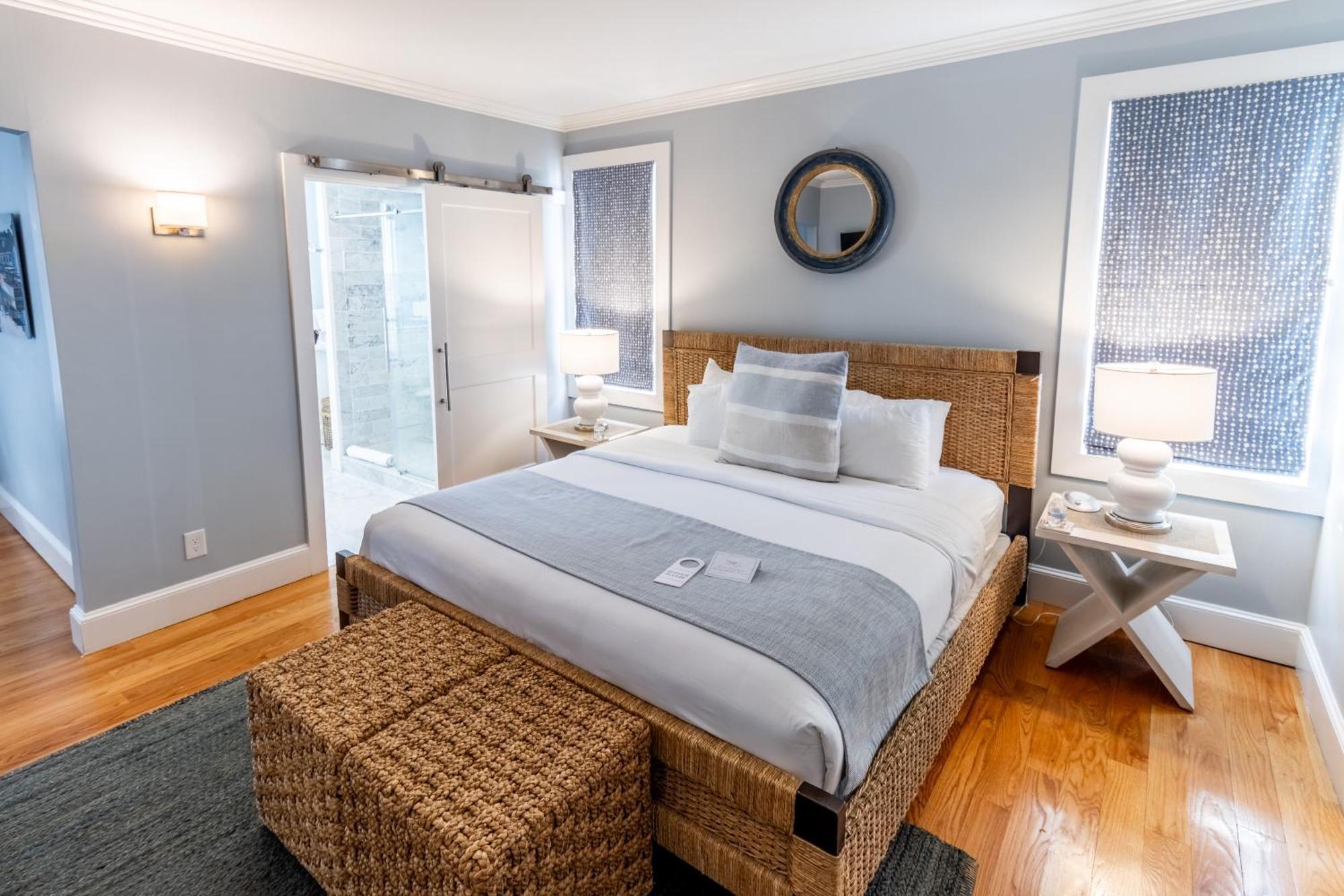 Town & Tide Inn Newport Bagian luar foto