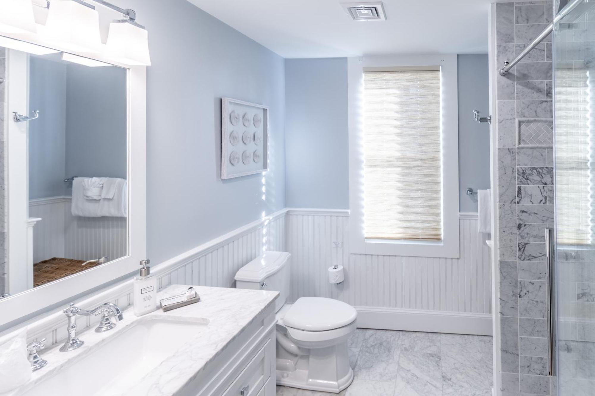 Town & Tide Inn Newport Bagian luar foto