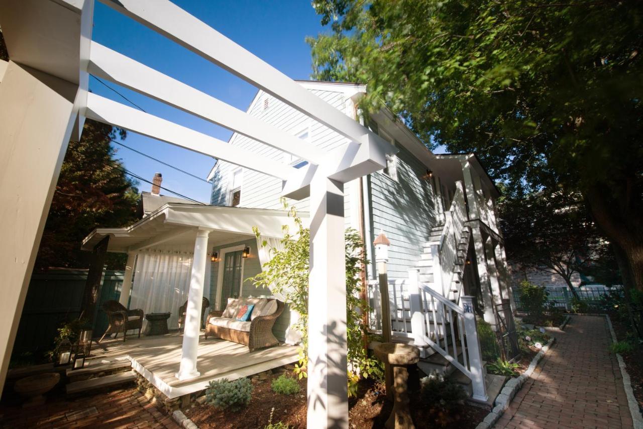 Town & Tide Inn Newport Bagian luar foto