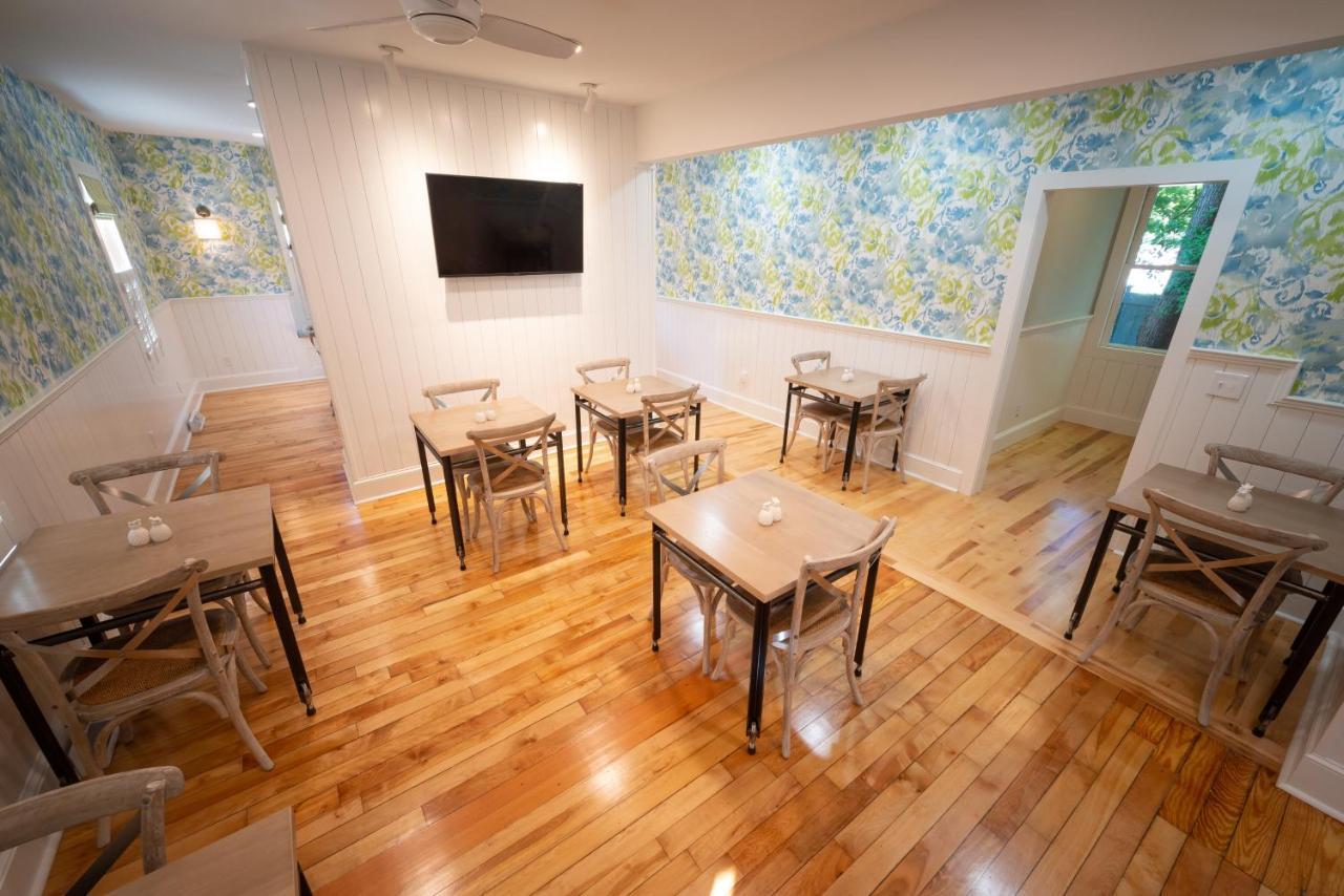 Town & Tide Inn Newport Bagian luar foto